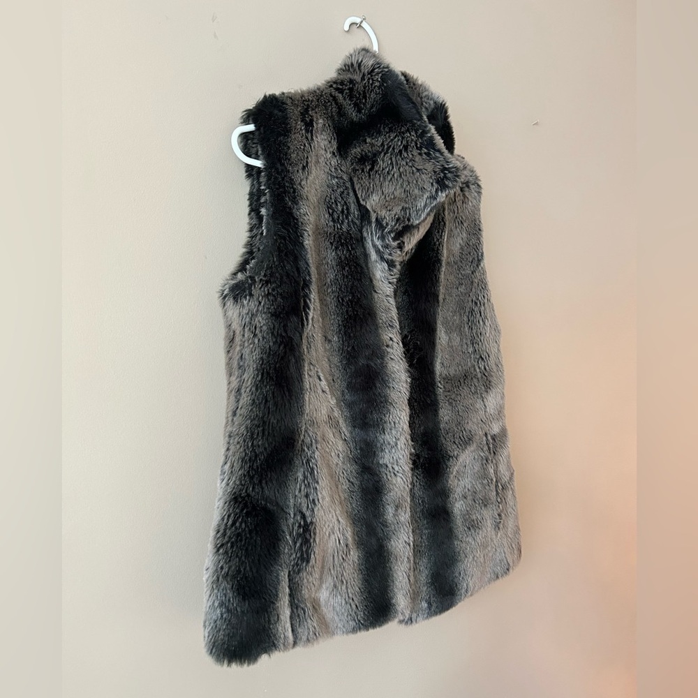 Kristen Blake Faux Fur Brown and Tan Vest Women’s size Small - Picture 10 of 11